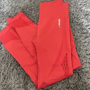 Gymshark Energy + Seamless Legging - Size: M